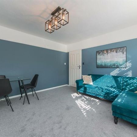 ヘンドンVibrant & Stylish Mill Hill East Padアパートメント エクステリア 写真